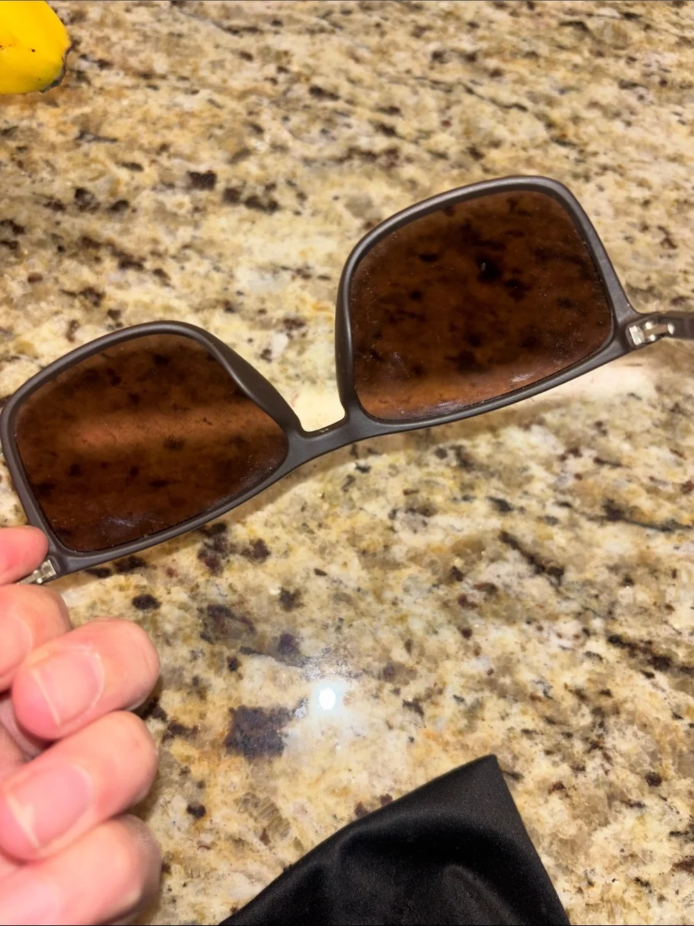 Kohl's Men’s Matte Black Sunglasses with Shady Rays cloth bag